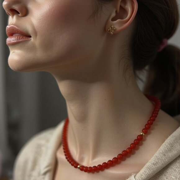 🔴 Vintage Carnelian or Red Coral Beaded Necklace 14k Gold Accents ✨ - Picture 2 of 14